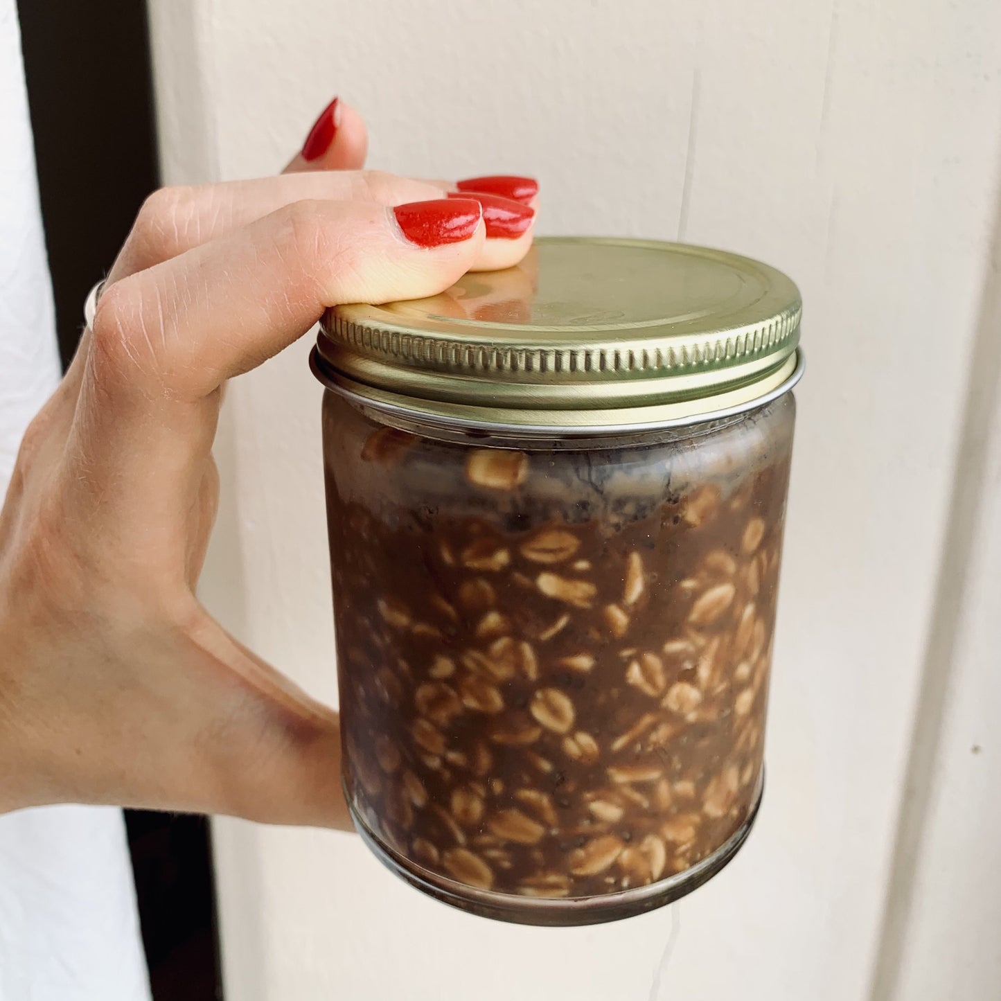 Chocolate Overnight Oats - Nuthatch